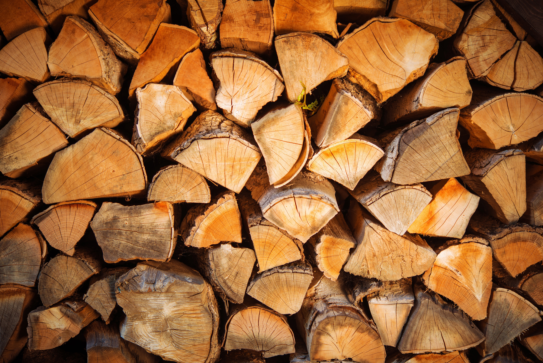 Quality Firewood for Sale - Pine Straw King Marietta
